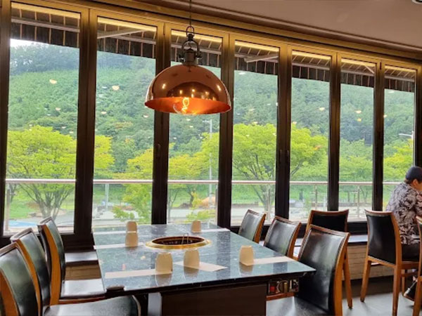 광양시 시내식당 내부 인테리어