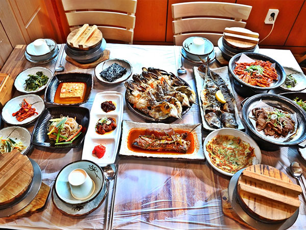 이천시 마산아구이천쌀밥 대표 음식