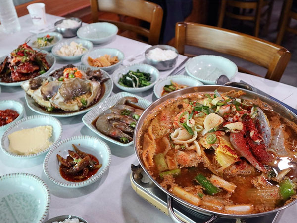 태안군 딴뚝통나무집 대표 음식