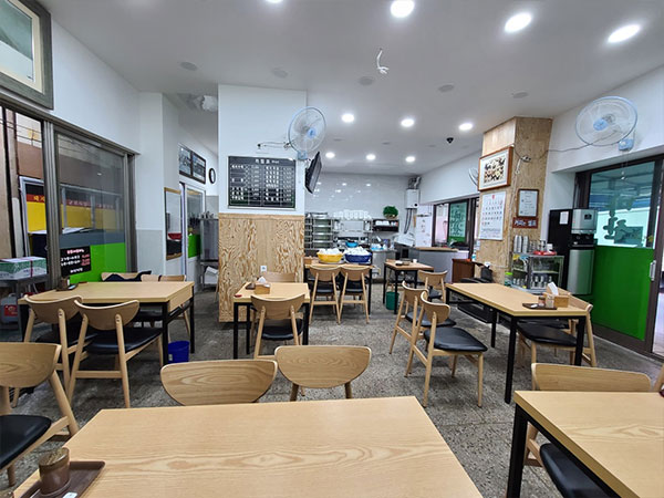 중구 마산식당 내부 인테리어