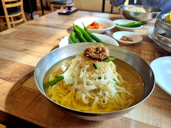 북구 왕근이칼국수 대표 음식