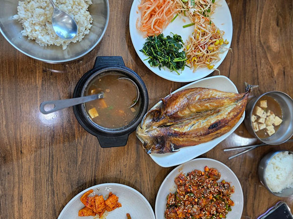 남구 고산골할매보리밥 대표 음식