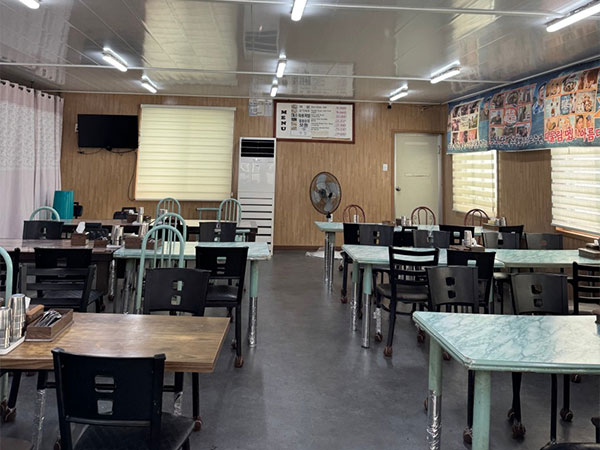 제주시 광명식당 내부 인테리어