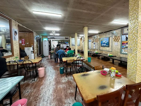 제주시 미풍해장국 본점 내부 인테리어