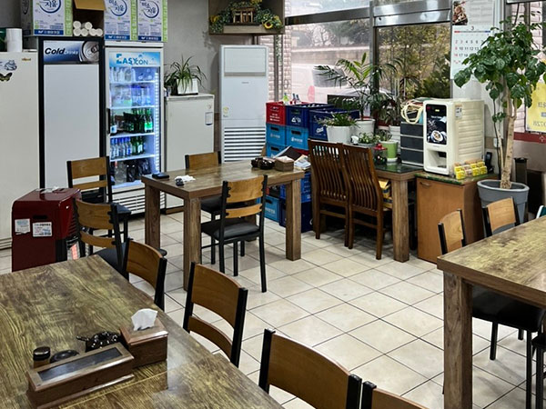 제주시 왕고모네국수 내부 인테리어