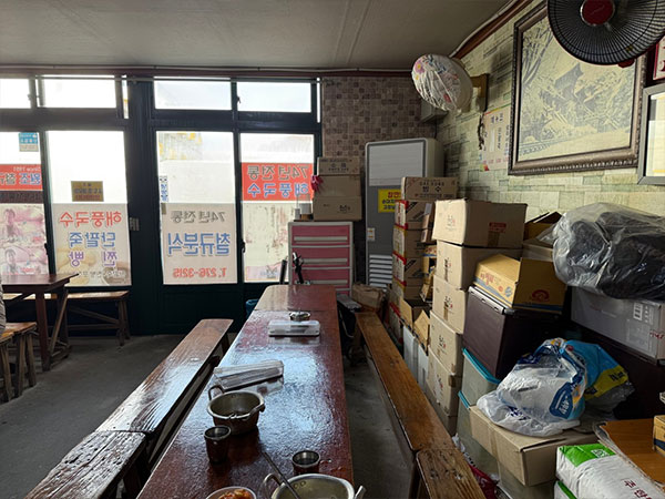 포항시 남구 철규분식 내부 인테리어