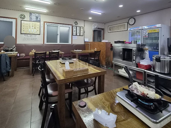 포항시 북구 조방낙지 내부 인테리어