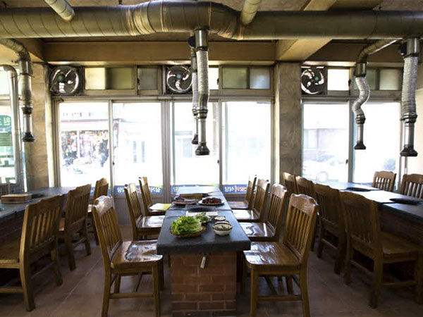 김천시 장영선원조지례삼거리불고기 내부 인테리어