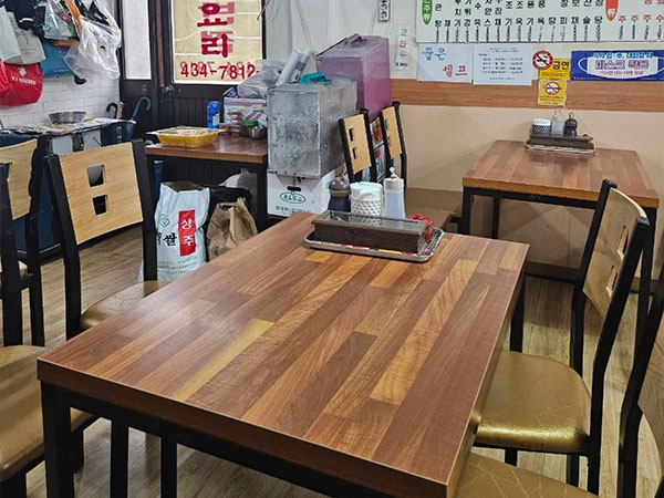 김천시 미영반점 내부 인테리어