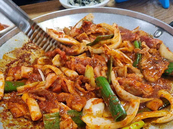 김천시 연화지쌈밥 돼지주물럭