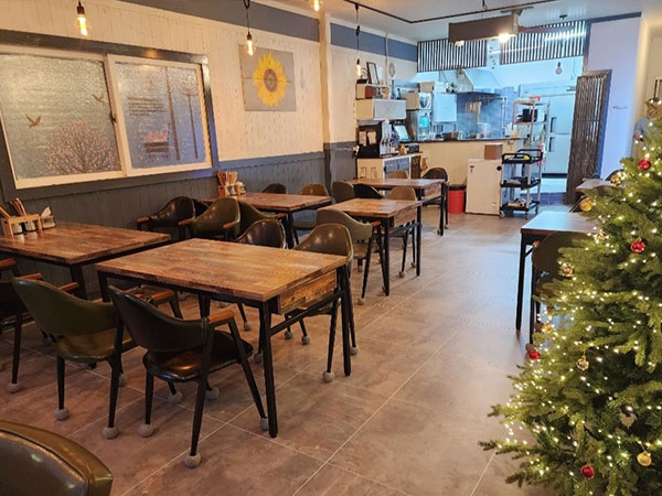 구미시 기적감성포차 내부 인테리어