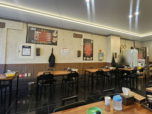 구미시 몽짬뽕 내부 인테리어