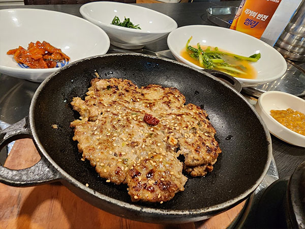 경산시 뜰안 떡갈비