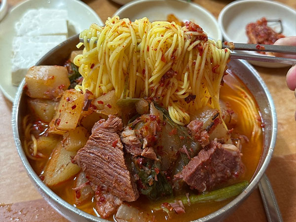 경산시 국시집 육 국수