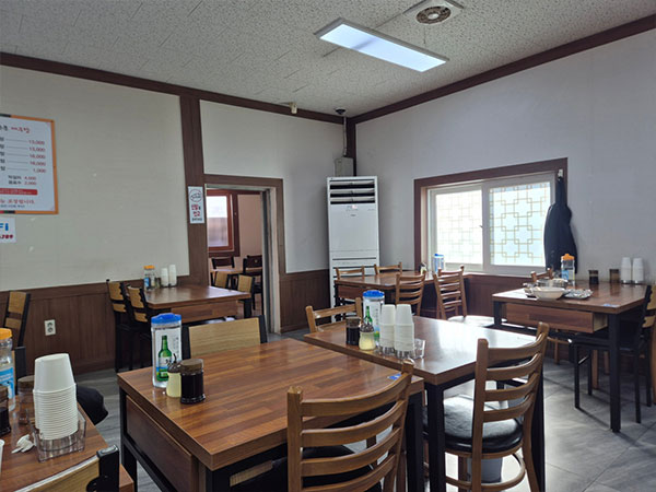 경산시 즐거운대구탕 본점 내부 인테리어