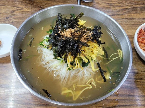 경산시 잔치국수 본점 대표 음식