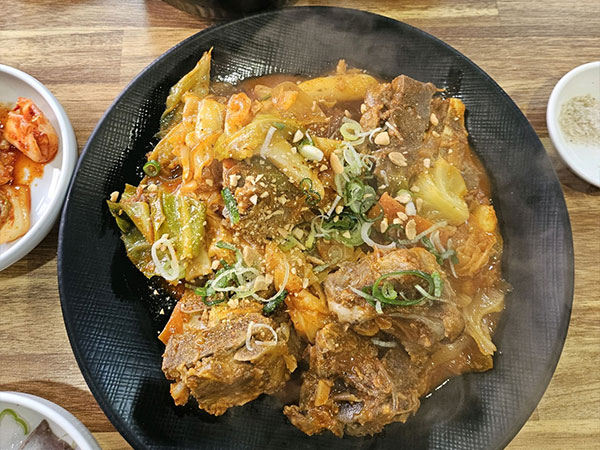 영주시 명동감자탕 등뼈찜