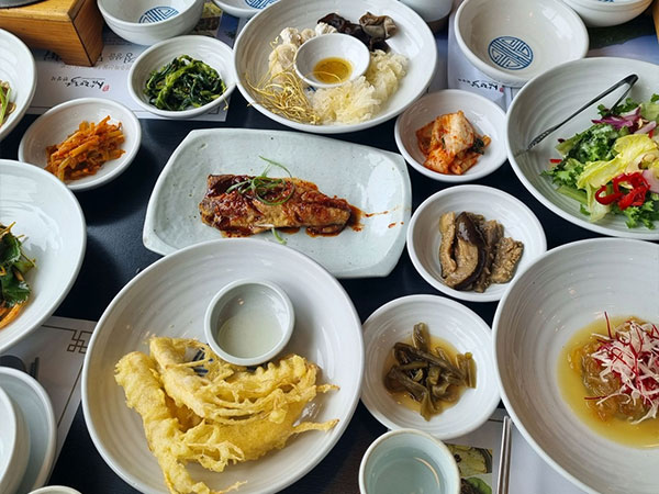 영주시 삼뜨락한정식 대표 음식