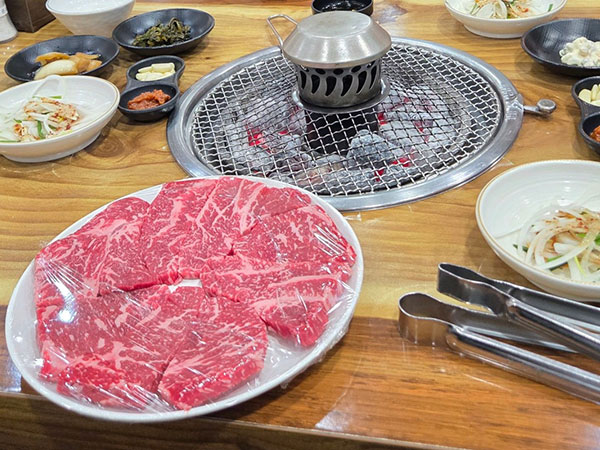 영주시 영주청정한우식육식당 대표 음식