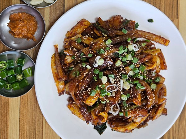 영천시 제일손칼국수 돼지껍데기