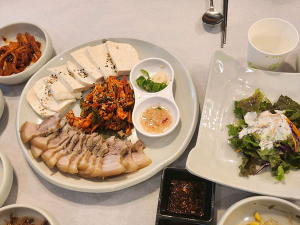 영천시 별빛순두부 수육