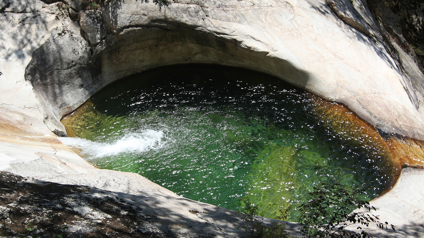 설악산 십이선녀탕 일원 (雪嶽山 十二仙女湯 一圓): 명승 제98호