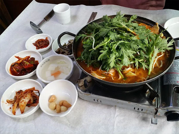 양어장집 메기매운탕