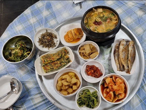 서부식당 꽃게 된장찌개