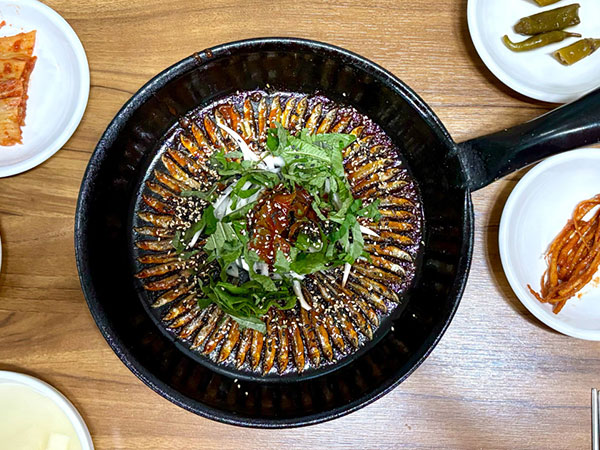 저곡식당 도리 뱅뱅이