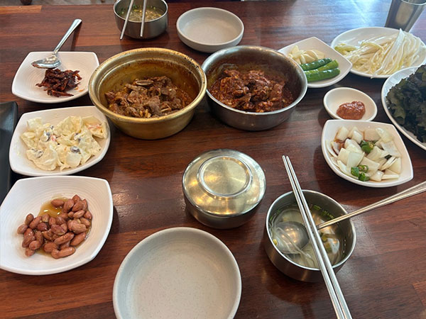 봉산찜갈비 밑반찬