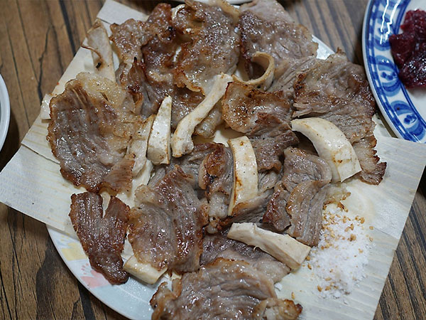 부엉이식당 양지머리