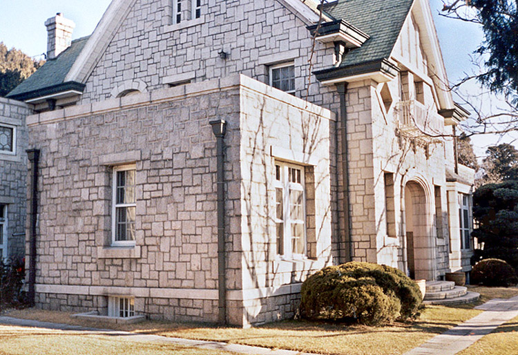 가회동 이준구 가옥 (嘉會洞 李俊九 家屋)